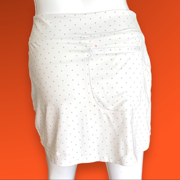 NIKE GO DRI-FIT TENNIS/PICKLE BALL/GOLF SKIRT. - Picture 3 of 8